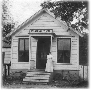 Picture of first library in Hollister, CA